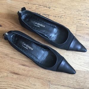 Yves Saint Laurent black pointed leather flats, 36
